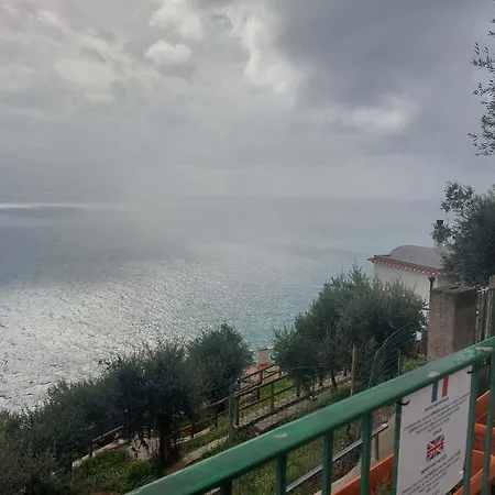 Residenza Gennaro בית הארחה