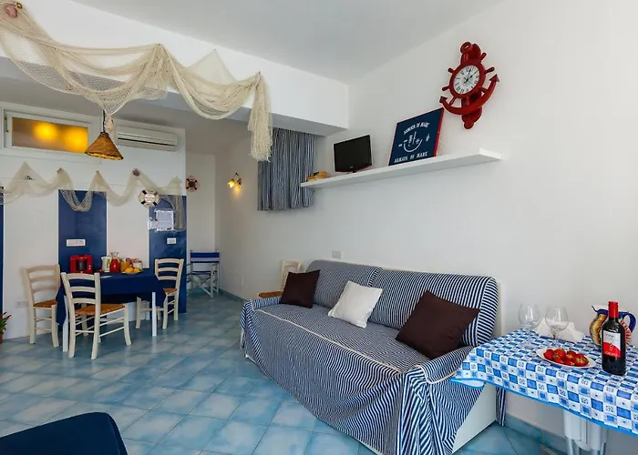 Residenza Gennaro בית הארחה