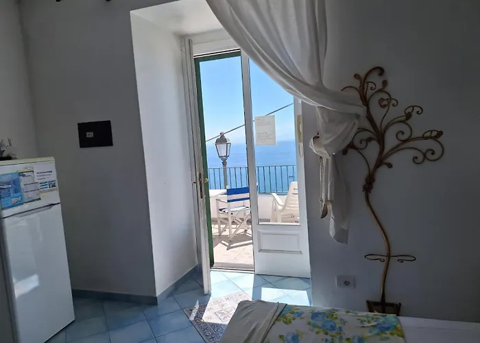 Residenza Gennaro 3*