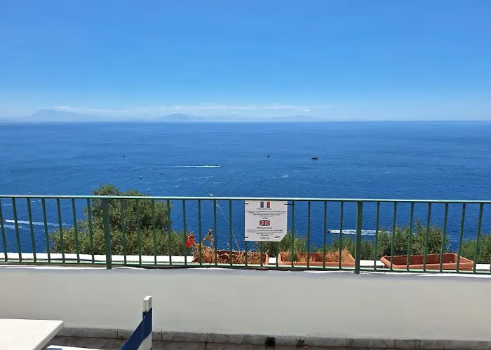 Residenza Gennaro 招待所 3*